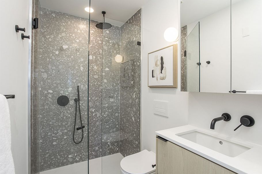 PH522 2471 St. George Street Vancouver, BC - 12
