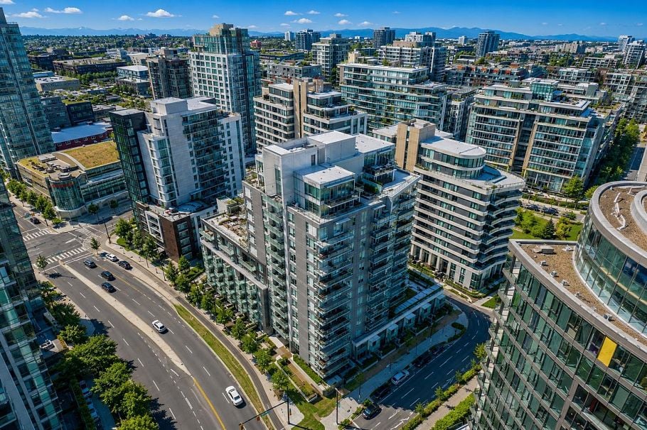 1402 1661 Quebec Street Vancouver, BC - 1