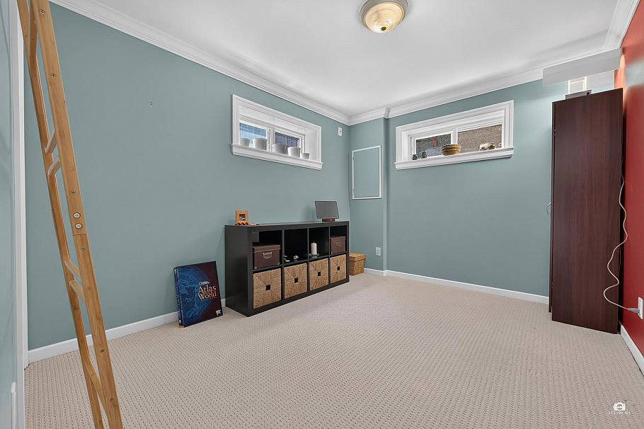 3566 W 23rd Avenue Vancouver, BC - 28