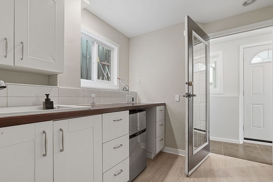 2640 Venables Street Vancouver, BC - 26