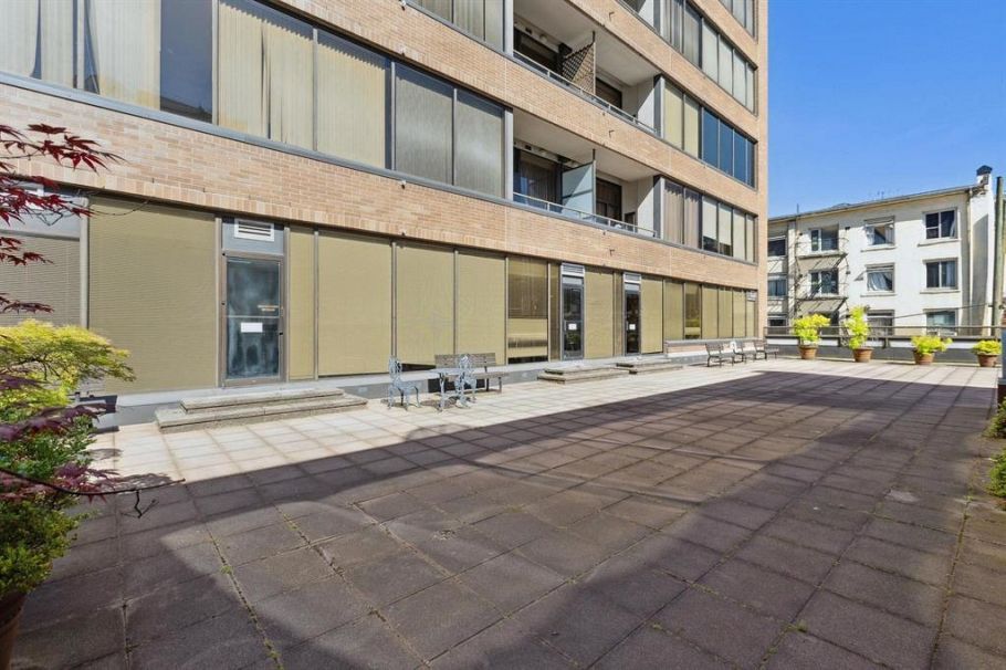 909 1010 Howe Street Vancouver, BC - 12