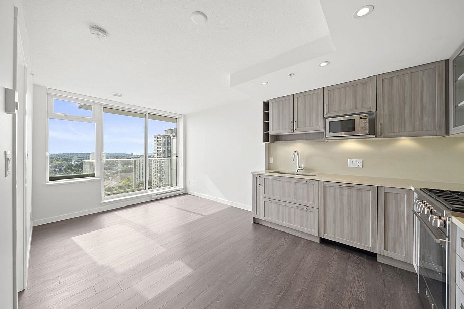 2306 5470 Ormidale Street Vancouver, BC - 2