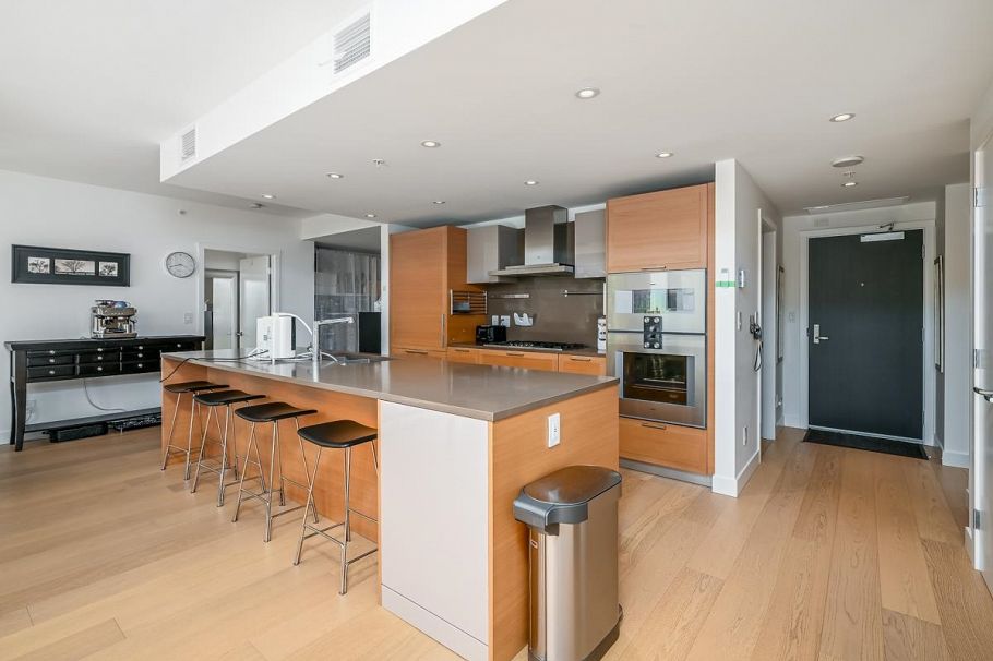 204 7128 Adera Street Vancouver, BC - 9