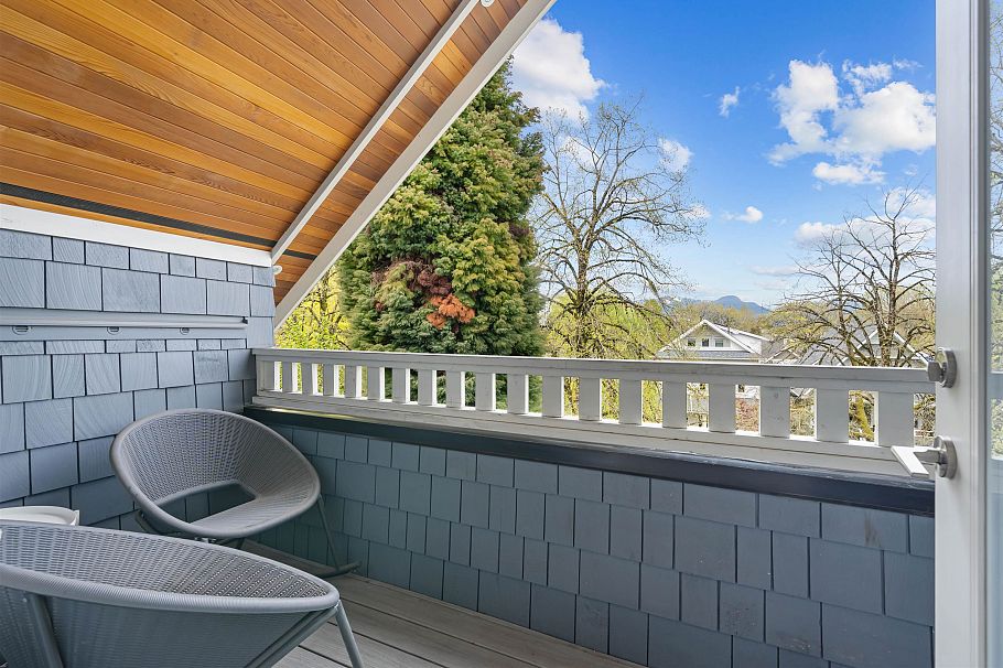 1758 E 14th Avenue Vancouver, BC - 25