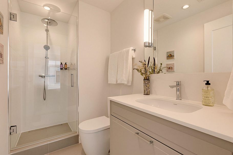 20 1960 Glenaire Drive North Vancouver, BC - 11