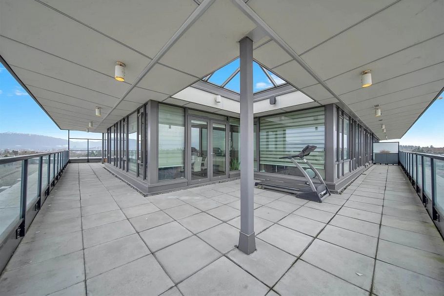 PH2 2689 Kingsway Vancouver, BC - 6
