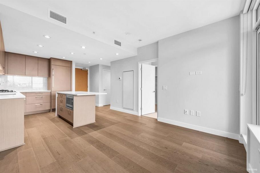 1107 5410 Shortcut Road Vancouver, BC - 16