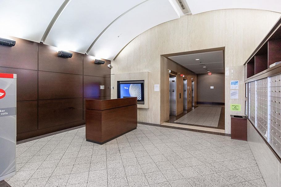 909 1010 Howe Street Vancouver, BC - 13