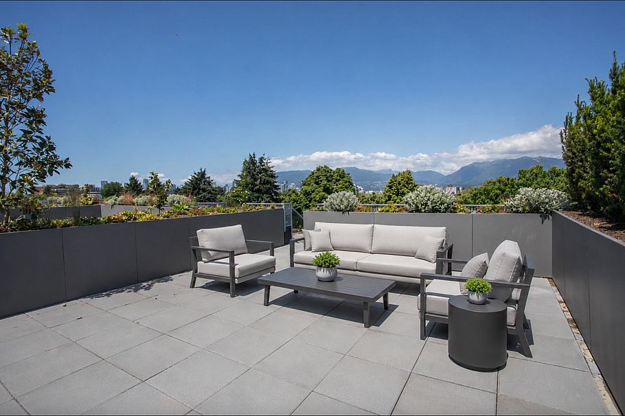 PH522 2471 St. George Street Vancouver, BC - 20