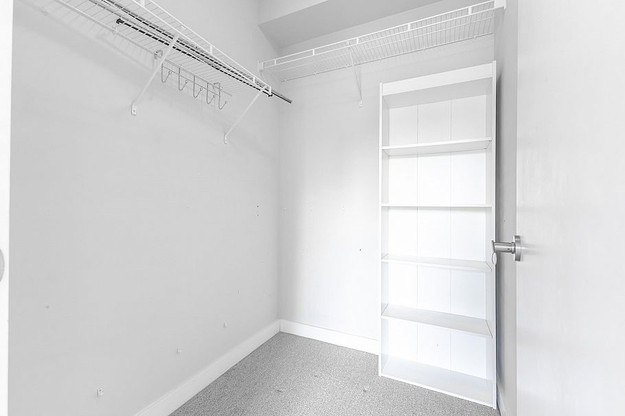 303 1330 Marine Drive North Vancouver, BC - 15