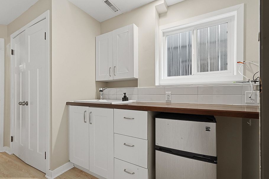 2640 Venables Street Vancouver, BC - 25
