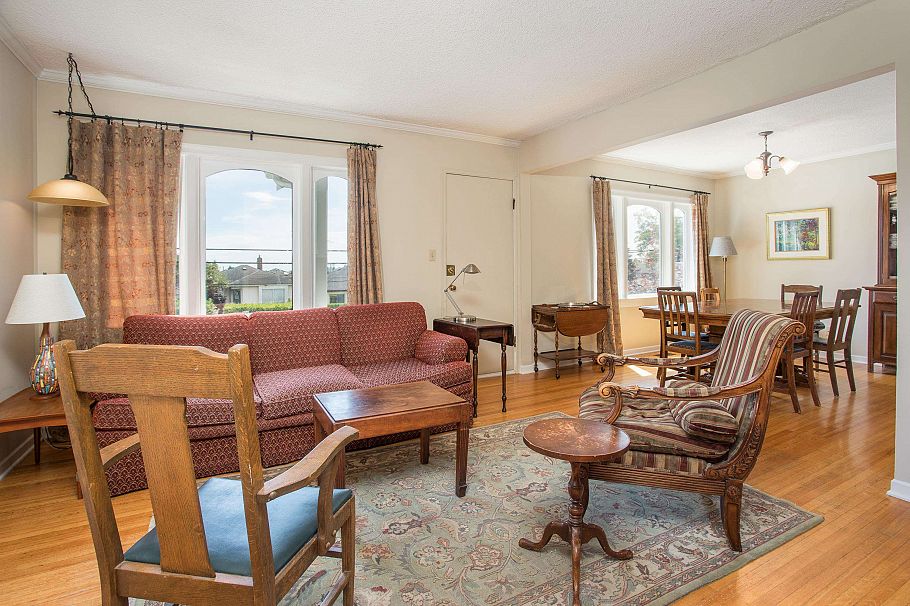87 W 41st Avenue Vancouver, BC - 4