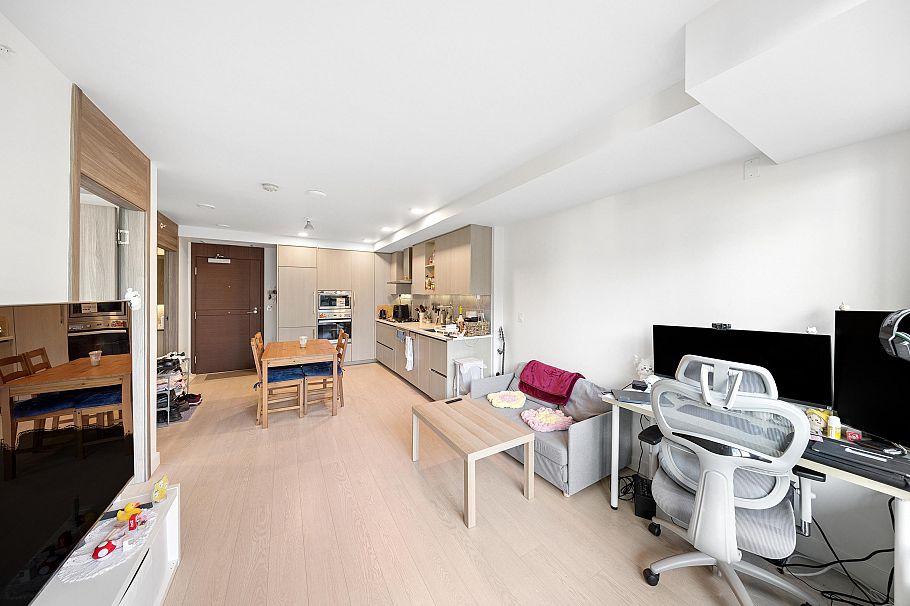 512 433 SW Marine Drive Vancouver, BC - 9