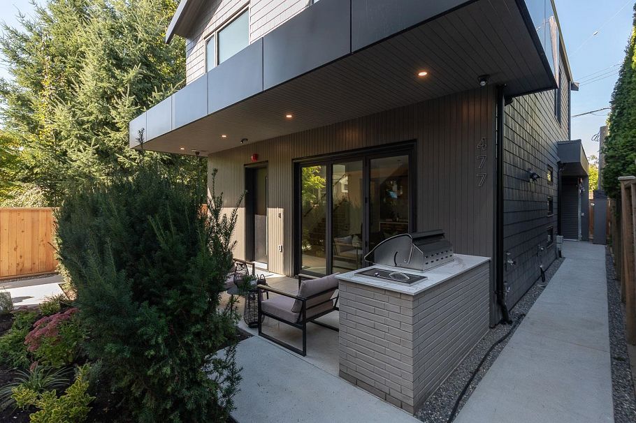 477 W 20th Avenue Vancouver, BC - 22