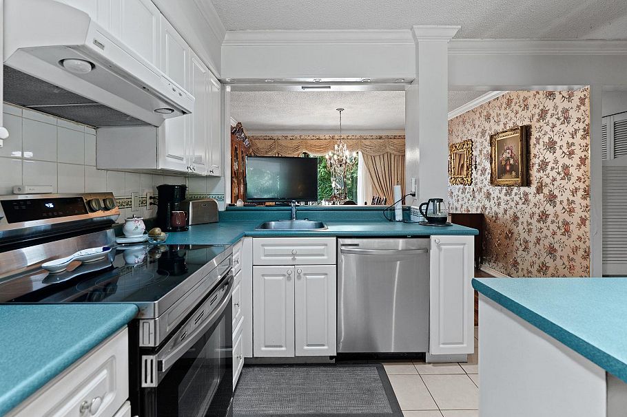 1454 Sowden Street North Vancouver, BC - 13