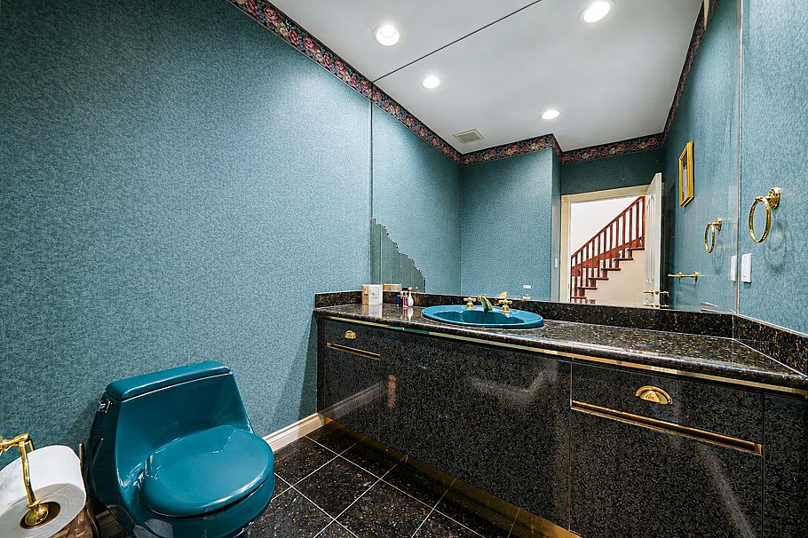 6718 Arbutus Street Vancouver, BC - 18