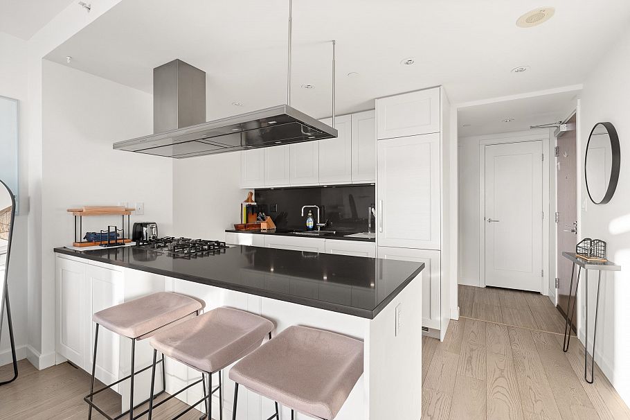 2110 3355 Binning Road Vancouver, BC - 14