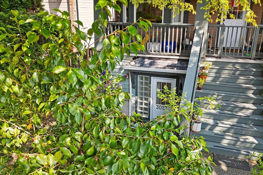 3027 W 7th Avenue Vancouver, BC - 30