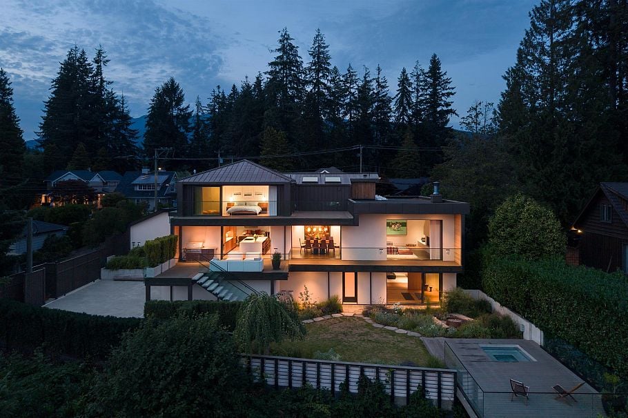 1295 W Keith Road North Vancouver, BC - 29