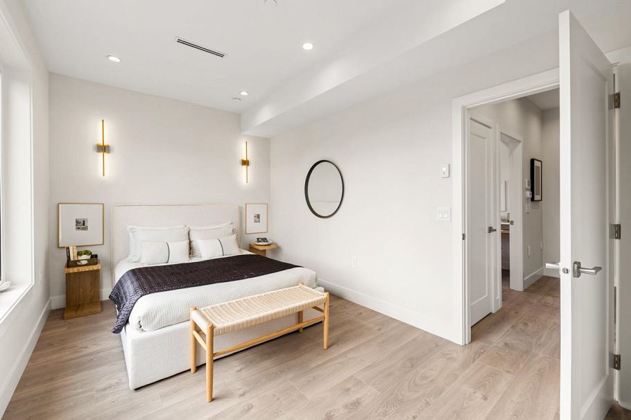 2 2528 Turner Street Vancouver, BC - 16