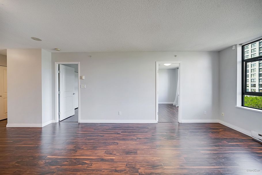 707 3520 Crowley Drive Vancouver, BC - 8