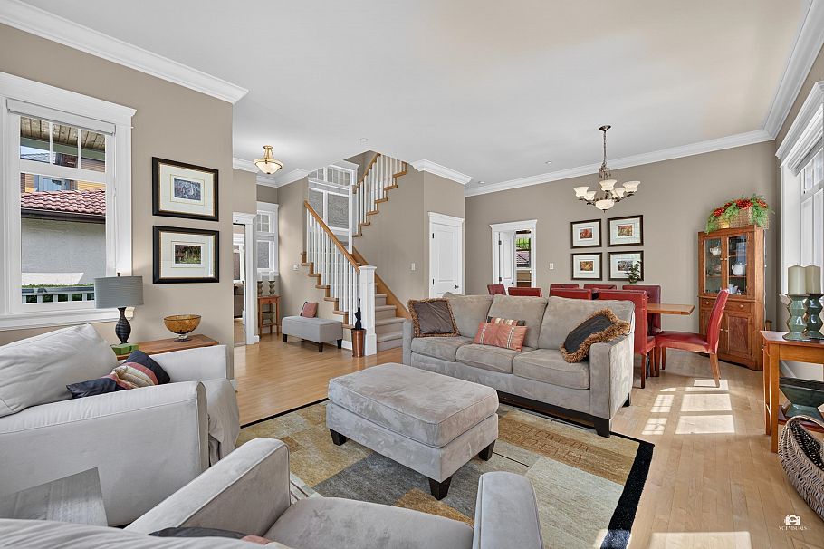 3566 W 23rd Avenue Vancouver, BC - 3
