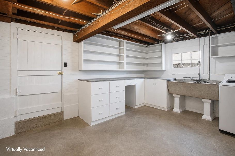 87 W 41st Avenue Vancouver, BC - 22