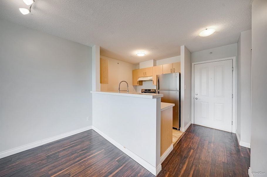 707 3520 Crowley Drive Vancouver, BC - 16