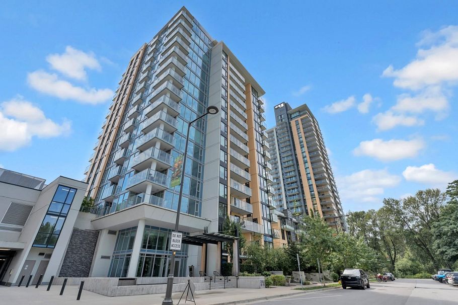 408 1471 Hunter Street North Vancouver, BC - 1