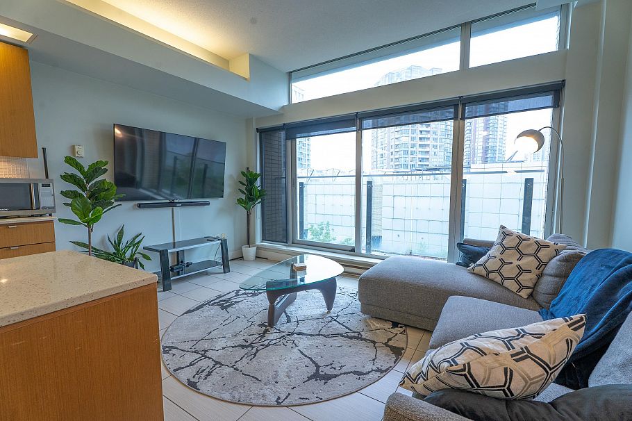 709 33 W Pender Street Vancouver, BC - 3