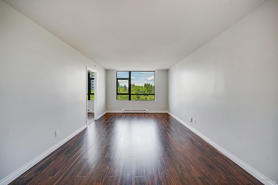 707 3520 Crowley Drive Vancouver, BC - 9