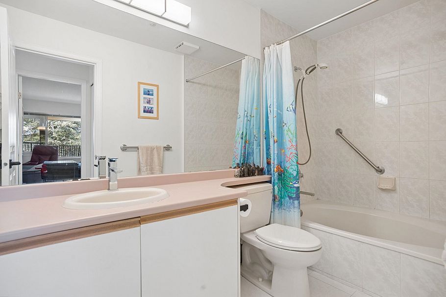 412 525 Wheelhouse Square Vancouver, BC - 7