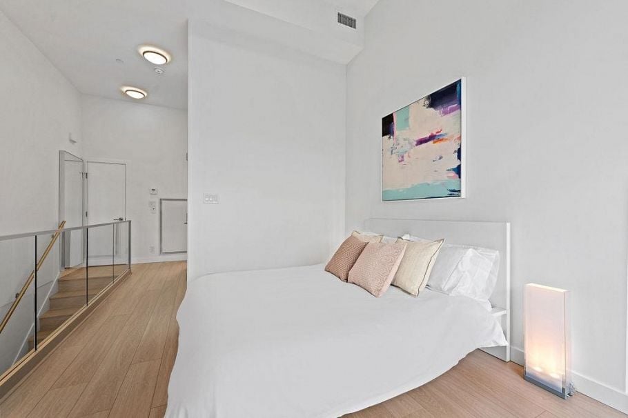 141 E 1st Avenue Vancouver, BC - 22