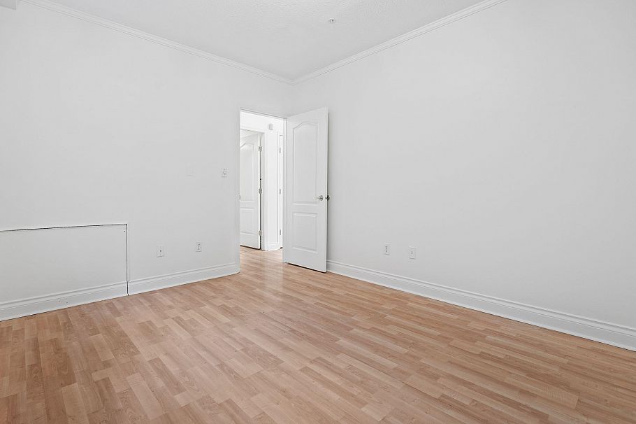 3027 W 7th Avenue Vancouver, BC - 23