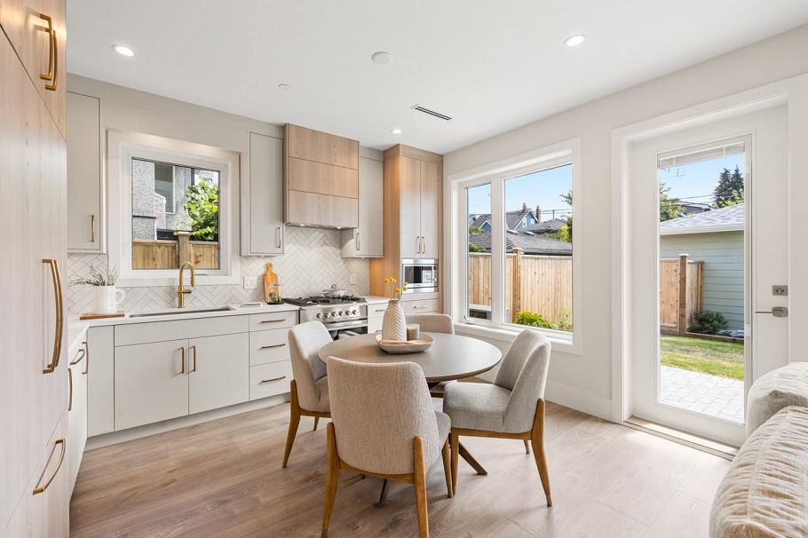 2 2528 Turner Street Vancouver, BC - 7