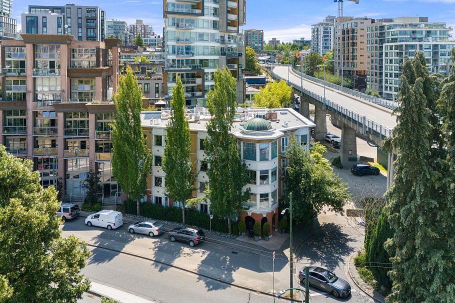 404 1562 W 5th Avenue Vancouver, BC - 39