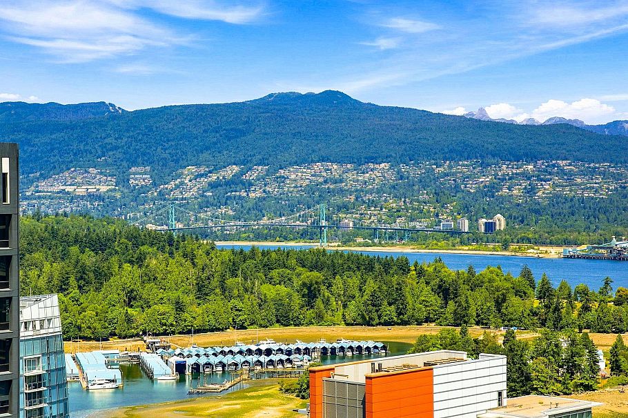 3306 1111 W Pender Street Vancouver, BC - 1