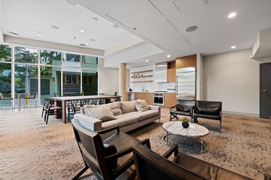 141 E 1st Avenue Vancouver, BC - 35