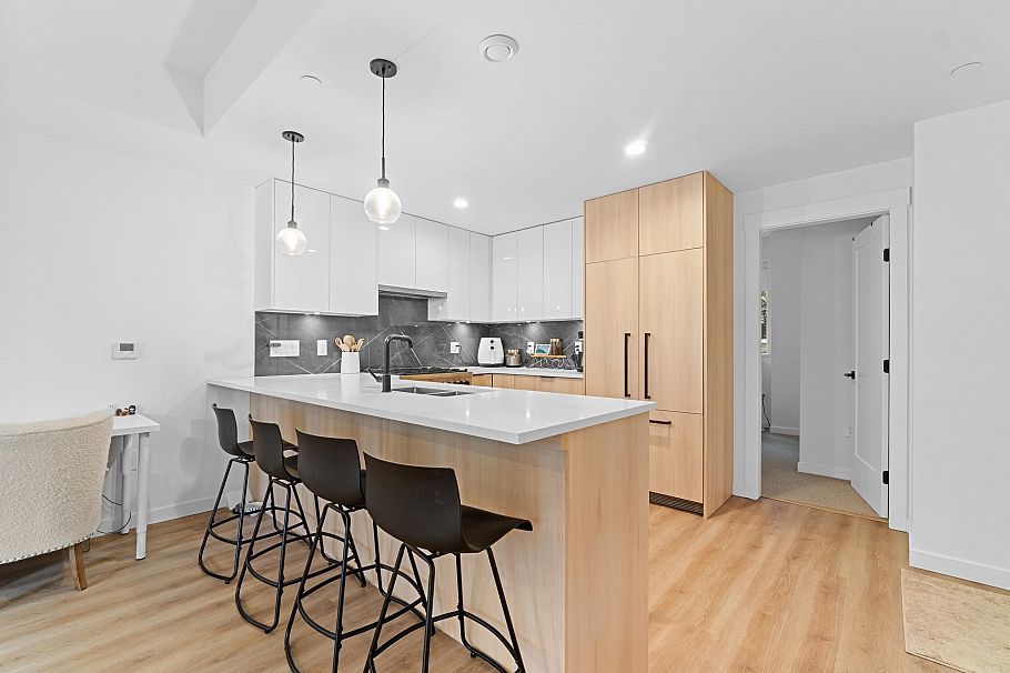 5 237 Ridgeway Avenue North Vancouver, BC - 17