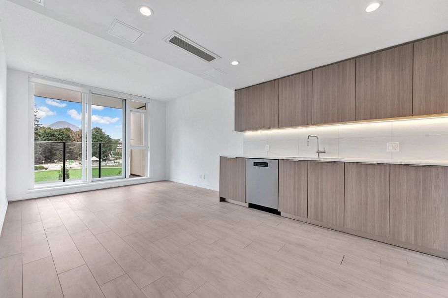 408 1471 Hunter Street North Vancouver, BC - 7