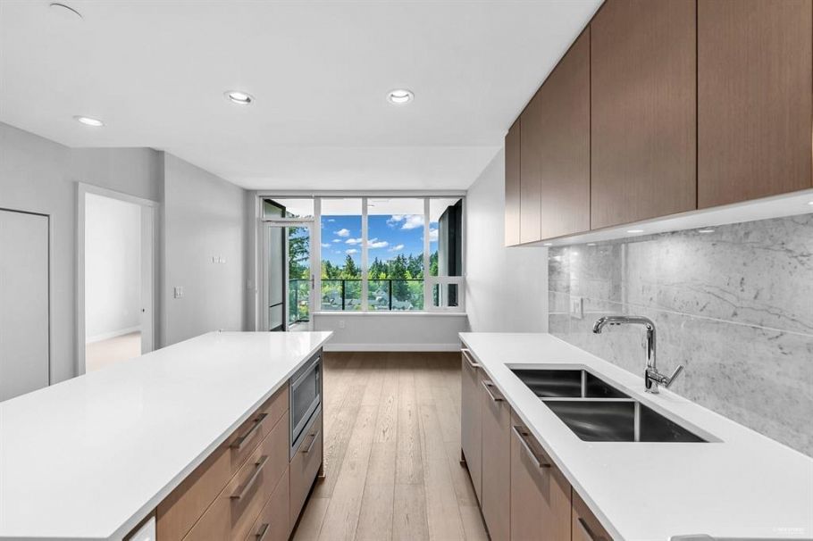 1107 5410 Shortcut Road Vancouver, BC - 11
