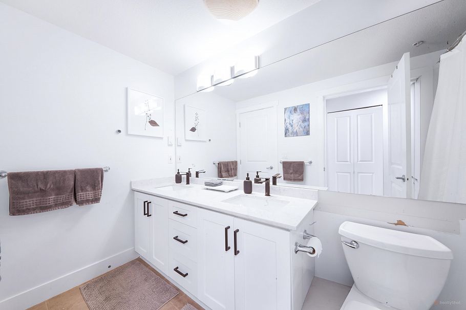 2409 4625 Valley Drive Vancouver, BC - 8