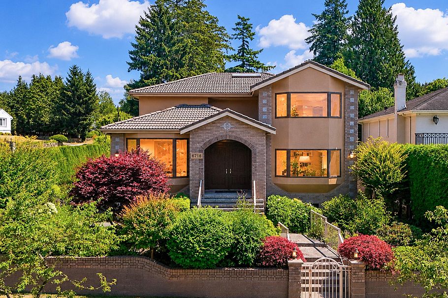 6718 Arbutus Street Vancouver, BC - 1