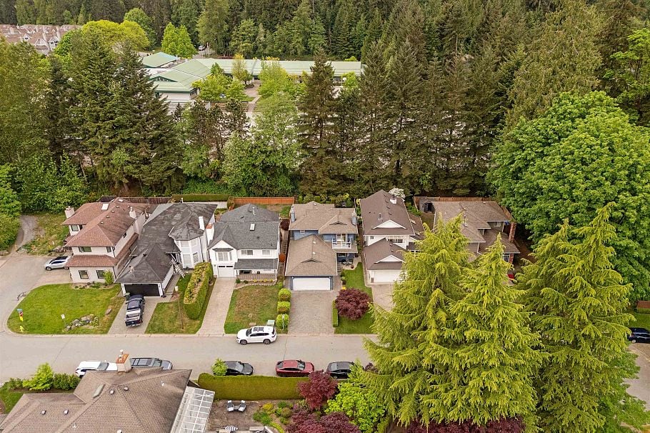 1479 Percy Court North Vancouver, BC - 37