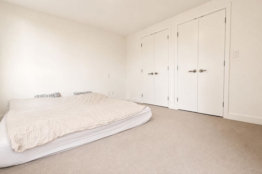 808 1561 W 57th Avenue Vancouver, BC - 10