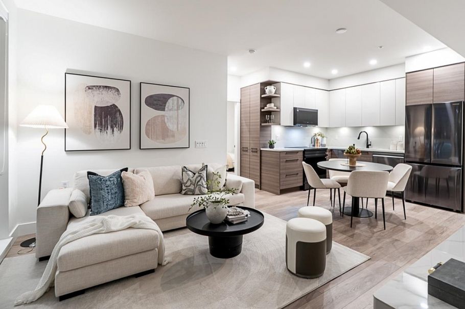 201 422 Lakewood Drive Vancouver, BC - 1