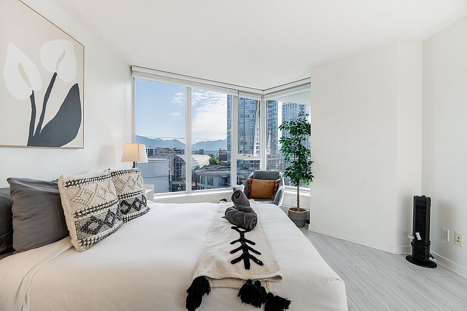 1002 689 Abbott Street Vancouver, BC - 17