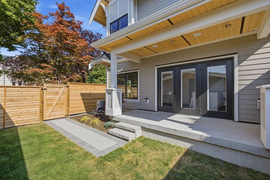 708 Windermere Street Vancouver, BC - 2