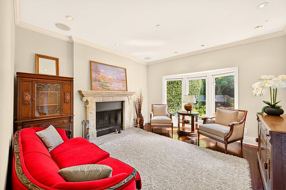 3835 W 12th Avenue Vancouver, BC - 30