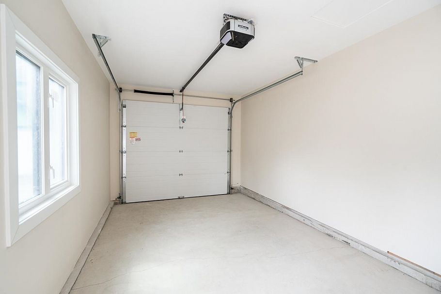 2826 Cheyenne Avenue Vancouver, BC - 25